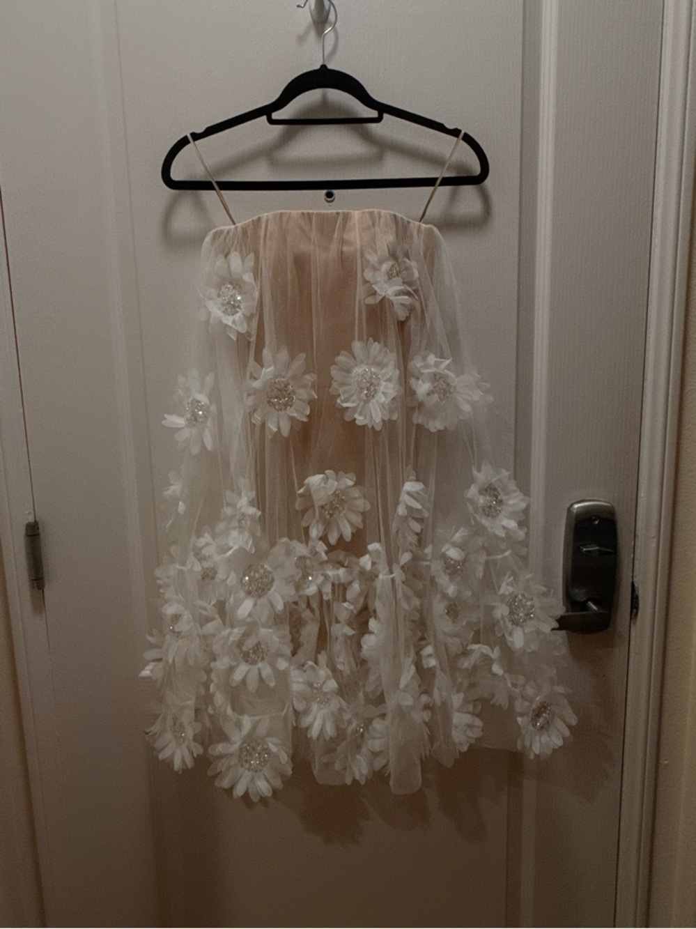 Helsi Bianca  Embroidered Strapless 3D Floral Mini Dress in White NWT - Picture 3 of 5